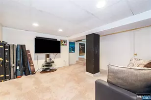 275 Springfield Ave, Hasbrouck Heights, NJ 07604 - Photo 23