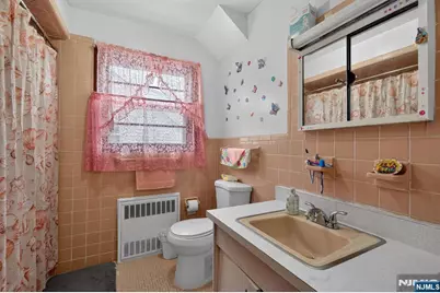 65 Crosby Avenue, Paterson, NJ 07502 - Photo 13