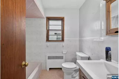 65 Crosby Avenue, Paterson, NJ 07502 - Photo 15