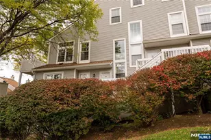 56 Fox Run Dr 56, Englewood, NJ 07631 - Photo 17