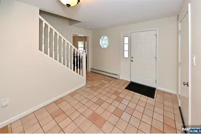 570 Oak Avenue, Maywood, NJ 07607 - Photo 3