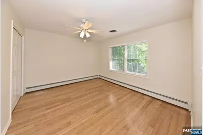 570 Oak Avenue, Maywood, NJ 07607 - Photo 19