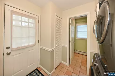 570 Oak Avenue, Maywood, NJ 07607 - Photo 11