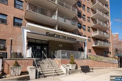 5701 Boulevard E 22A #22A, West New York, NJ 07093 - Photo 1