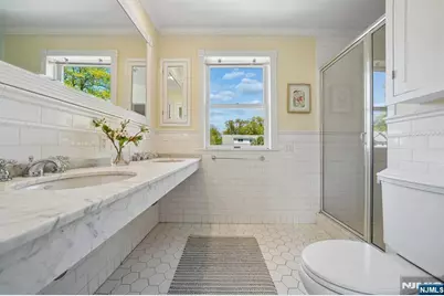215 Inwood Avenue, Montclair, NJ 07043 - Photo 33