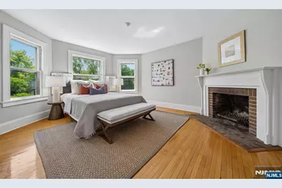 215 Inwood Avenue, Montclair, NJ 07043 - Photo 29