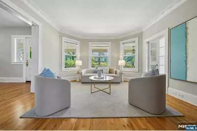 215 Inwood Avenue, Montclair, NJ 07043 - Photo 9