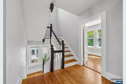 215 Inwood Avenue, Montclair, NJ 07043 - Photo 27