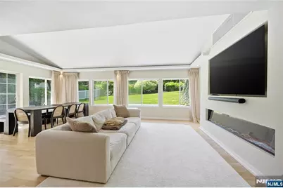 4 Ackerman Street, Waldwick, NJ 07463 - Photo 7