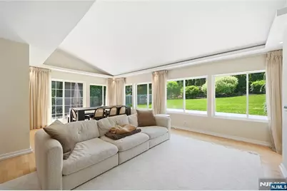 4 Ackerman Street, Waldwick, NJ 07463 - Photo 9