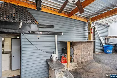 631 Schuyler Avenue, Kearny, NJ 07032 - Photo 13