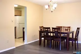 2009 Beatrice Ct, Mahwah, NJ 07430 - Photo 5