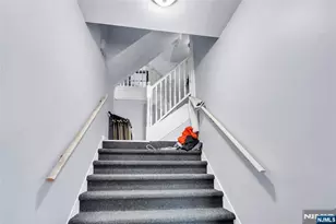 162 Clinton St, East Orange, NJ 07018 - Photo 11