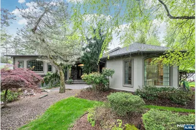 31 Sherwood Drive, Hillsdale, NJ 07642 - Photo 1