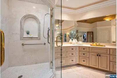 31 Sherwood Drive, Hillsdale, NJ 07642 - Photo 25