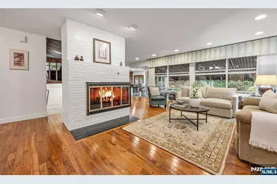 31 Sherwood Drive, Hillsdale, NJ 07642 - Photo 7