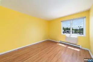 651 Riverside Ave B17, Lyndhurst Township, NJ 07071 - Photo 11