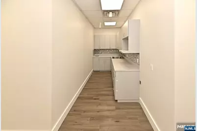 210 Newman Street, Hackensack, NJ 07601 - Photo 37