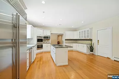 309 Skyridge Road, Franklin Lakes, NJ 07417 - Photo 19