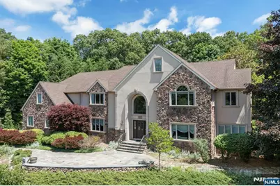 309 Skyridge Road, Franklin Lakes, NJ 07417 - Photo 3