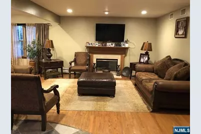 9 Jarico Drive, Wallington, NJ 07057 - Photo 5