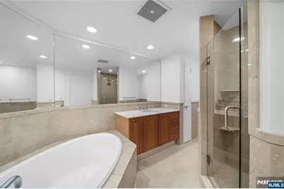 8100 River Road 915 #915, North Bergen, NJ 07047 - Photo 17