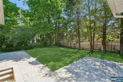 11 Raymond Street, Englewood Cliffs, NJ 07632 - Photo 29