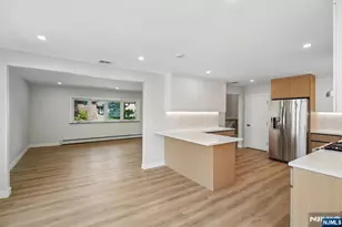 11 Raymond St, Englewood Cliffs, NJ 07632 - Photo 9