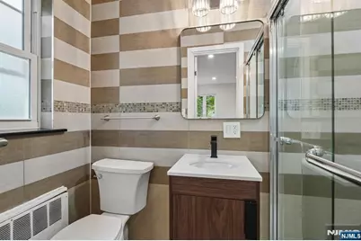 11 Raymond Street, Englewood Cliffs, NJ 07632 - Photo 19