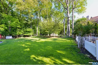 65 Clover Court, New Milford, NJ 07646 - Photo 35