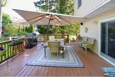 65 Clover Court, New Milford, NJ 07646 - Photo 31