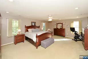 65 Clover Ct, New Milford, NJ 07646 - Photo 11