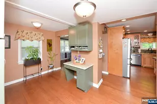 65 Clover Ct, New Milford, NJ 07646 - Photo 9