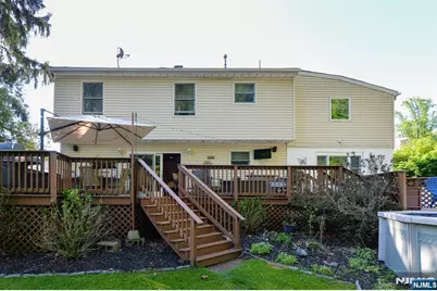 65 Clover Court, New Milford, NJ 07646 - Photo 33