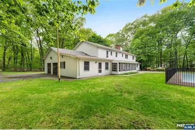 75 Woodcliff Lake Road, Saddle River, NJ 07458 - Photo 3
