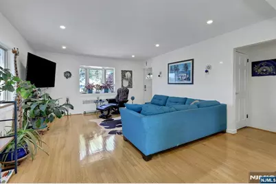 365 Marvin Avenue, Hackensack, NJ 07601 - Photo 7