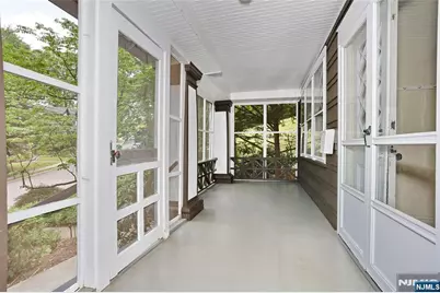 388 Allaire Avenue, Leonia, NJ 07605 - Photo 5