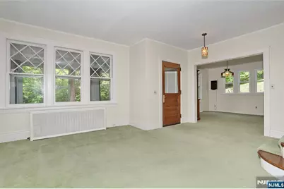 388 Allaire Avenue, Leonia, NJ 07605 - Photo 9
