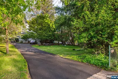 25 Monroe Street, Ridgewood, NJ 07450 - Photo 29
