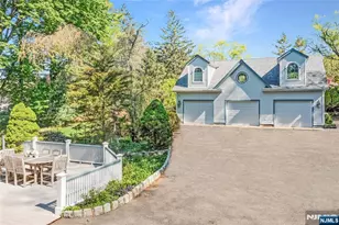 11 Lower Cross Rd, Saddle River, NJ 07458 - Photo 29