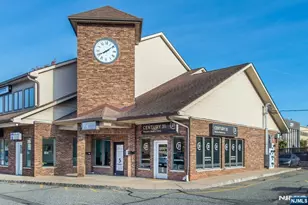 435-437 Hollywood Ave 7, Fairfield, NJ 07004 - Photo 1