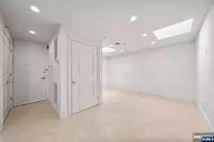 100 Carlyle Dr Vp6, Cliffside Park, NJ 07010 - Photo 23