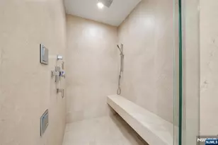 100 Carlyle Dr Vp6, Cliffside Park, NJ 07010 - Photo 29
