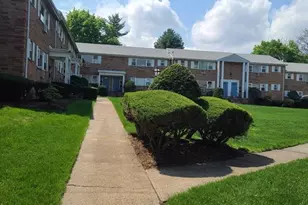 2-58 Virginia Dr, Fair Lawn, NJ 07410 - Photo 3