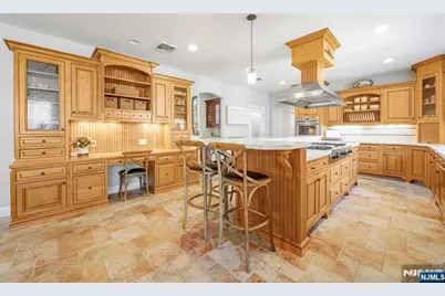 9 Pennbrook Court, Montville Township, NJ 07005 - Photo 9