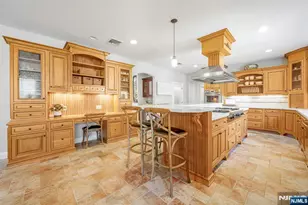 9 Pennbrook Ct, Montville Township, NJ 07005 - Photo 9