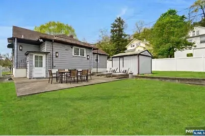 240 Gordon Avenue, Totowa, NJ 07512 - Photo 19