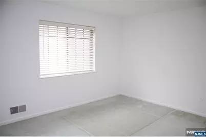 3801 Mark Twain Way, Mahwah, NJ 07430 - Photo 5