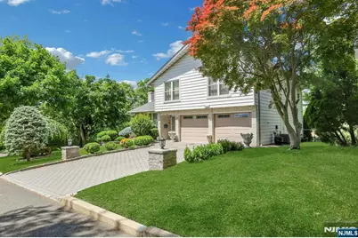 38 Ash Street, Englewood Cliffs, NJ 07632 - Photo 25