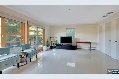 38 Ash Street, Englewood Cliffs, NJ 07632 - Photo 11